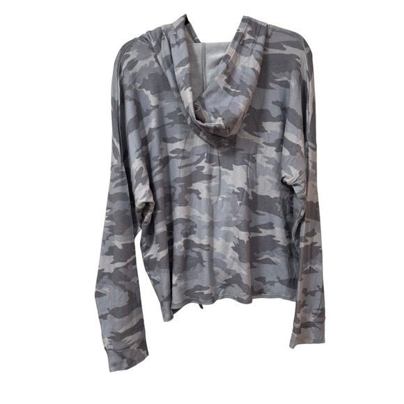 Beyond Yoga gray camo tye-front hoodie XL athleisure NWOT - Picture 2 of 8
